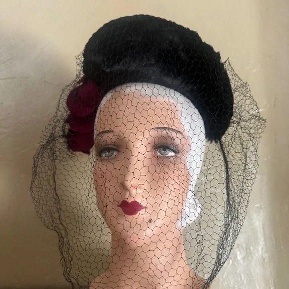 REGAL 1940's FUCHSIA FELT HAT - BLACK MUTTON TRIM AND FELT "ROSES" + FULL VEIL